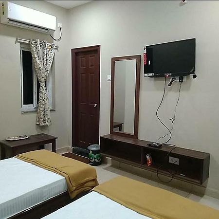 Mvr Lodge Nellore Ngoại thất bức ảnh